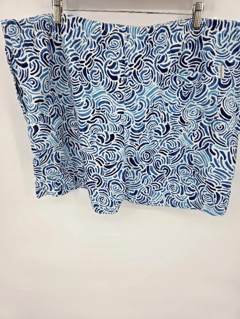 Chubbies Men's XXL Swim Trunks Blue White Abstract Wave‎ Print 5.5